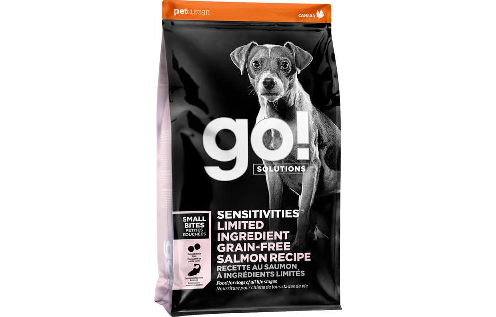 גו מזון לכלבים וגורים מגזע קטן סנסטיב סלמון ללא דגנים