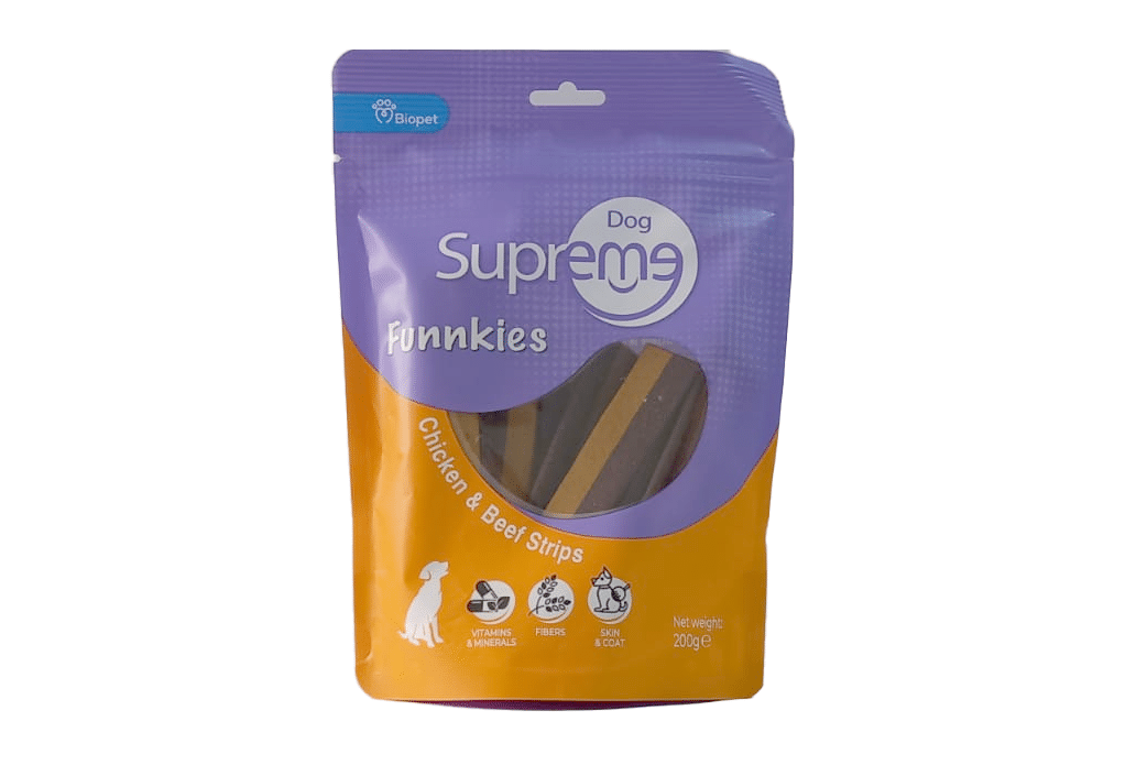 חטיף סופרים פאנקיז לכלב סטריפס עוף ובקר 200 גרם.jpg
